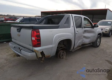2010 Chevrolet Avalanche 1500 Lt1 z USA, uszkodzony, nr VIN 3GNVKFE0XAG174917